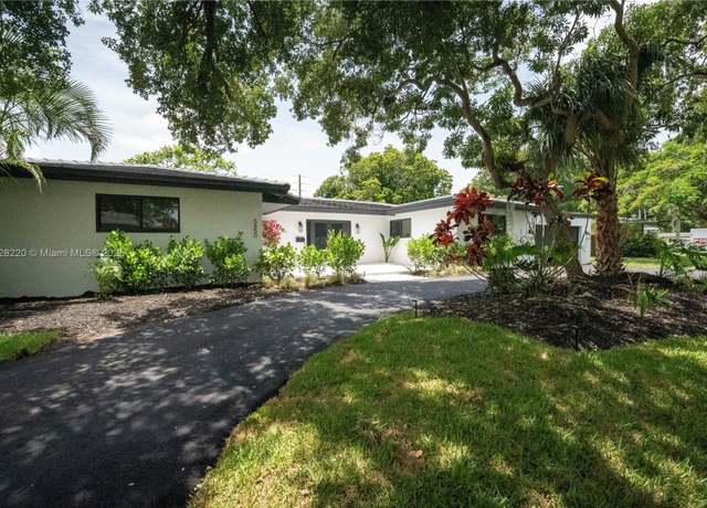 Property at 5850 Rose Ter, Plantation, FL 33317, 4 beds, 4.5 baths