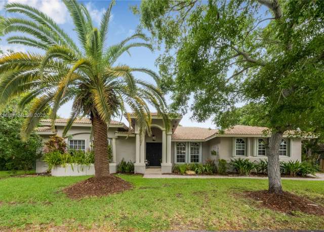 Property at 8229 SW 173rd Ter, Palmetto Bay, FL 33157, 4 beds, 3.5 baths