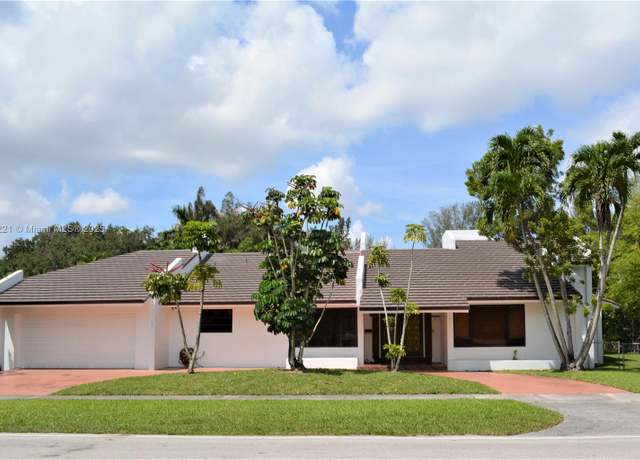 Property at 34 S Royal Poinciana Blvd, Miami Springs, FL 33166, 3 beds, 2.5 baths
