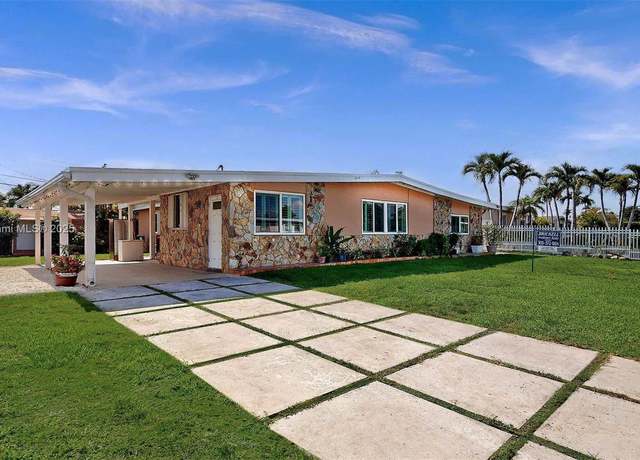 Property at 5010 SW 111th Ave, Miami, FL 33165, 4 beds, 3 baths
