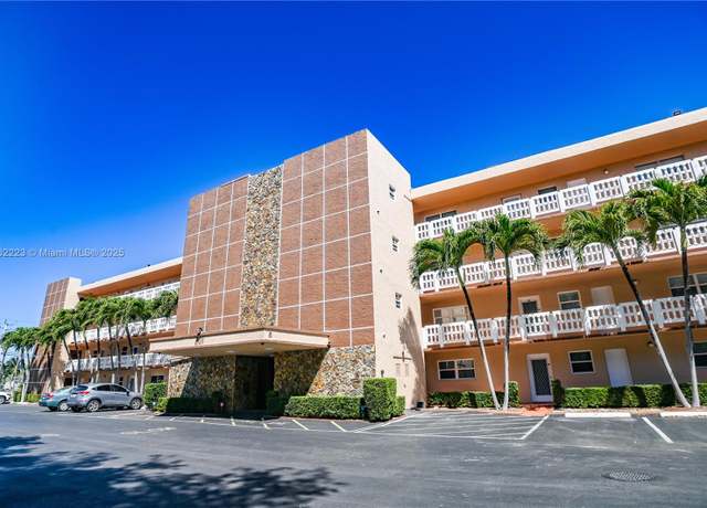 Property at 201 SE 11th Ter #303, Dania Beach, FL 33004, 2 beds, 2 baths