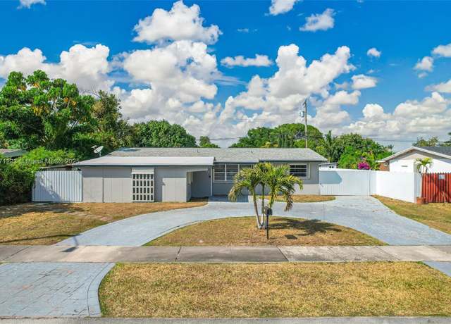 Property at 9851 SW 165th Ter, Miami, FL 33157, 3 beds, 2 baths