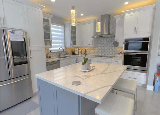 Property at 14121 SW 152nd Ter, Miami, FL 33177, 5 beds, 3 baths