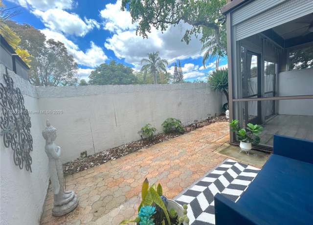 Property at 7100 NW 17th St #111, Plantation, FL 33313, 2 beds, 2 baths