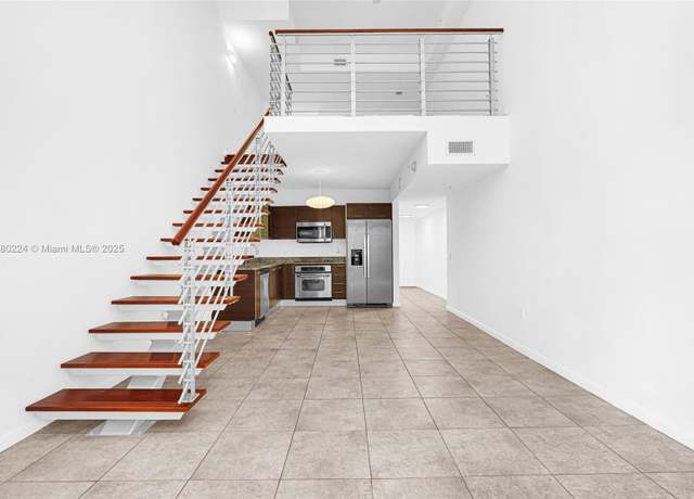 Property at 41 SE 5th St #406, Miami, FL 33131, 1 bed, 1.5 baths