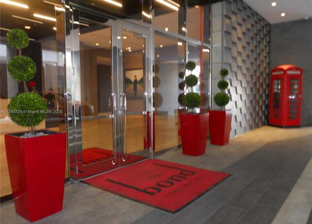 Property at 1080 Brickell Ave #4005, Miami, FL 33131, 1 bath