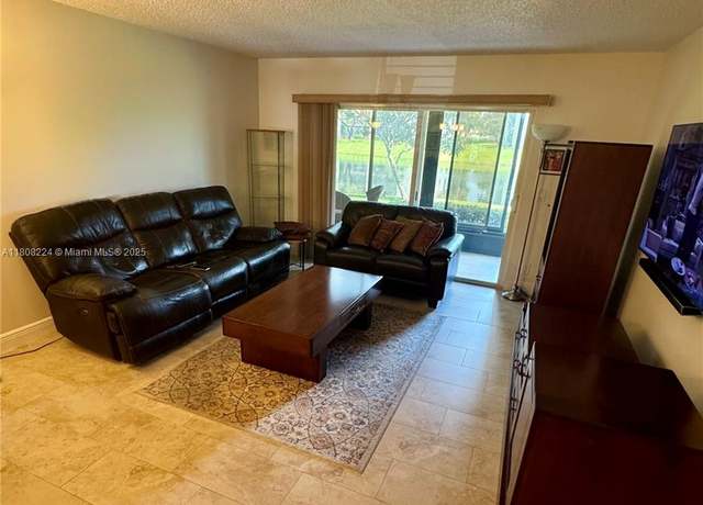 Property at 14360 Strathmore Ln #102, Delray Beach, FL 33446, 2 beds, 2 baths