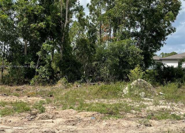 Property at 869 Winwood Cir, Fort Myers, FL 33913