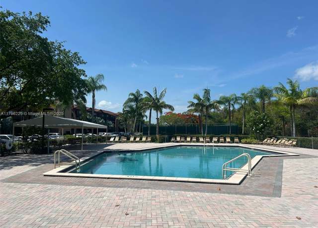 Property at 850 SW 133rd Ter Unit 312B, Pembroke Pines, FL 33027, 2 beds, 1.5 baths