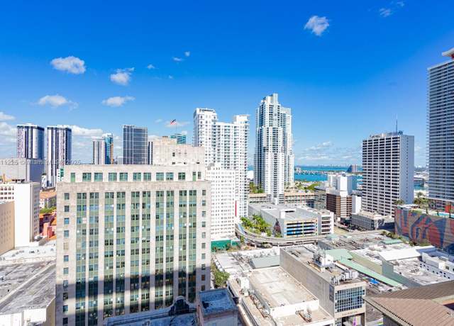 Property at 151 SE 1st St #2204, Miami, FL 33131, 1 bed, 1 bath