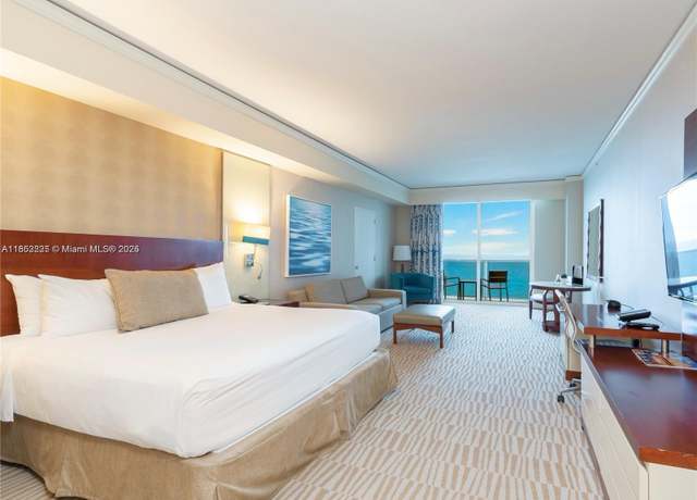 Property at 18001 Collins Ave #2611, Sunny Isles Beach, FL 33160, 1 bath