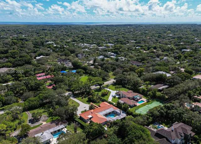 Property at 10750 SW 67th Ave, Pinecrest, FL 33156