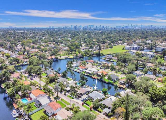 Property at 2726 Scott St, Hollywood, FL 33020, 3 beds, 1 bath
