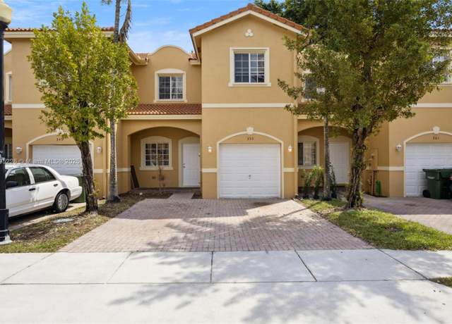 Property at 355 SE 20th Ter, Homestead, FL 33033, 3 beds, 2.5 baths