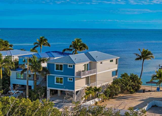 Property at 3 Man O War Dr, Marathon, FL 33050, 4 beds, 4 baths