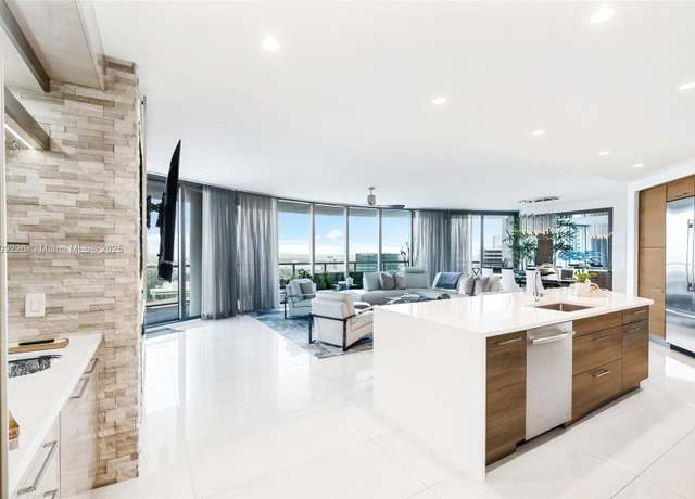 Property at 100 E Las Olas Blvd #2603, Fort Lauderdale, FL 33301, 3 beds, 3.5 baths