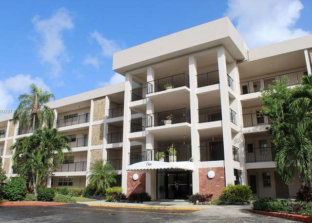 Property at 2900 N Palm Aire Dr #108, Pompano Beach, FL 33069, 1 bed, 1.5 baths