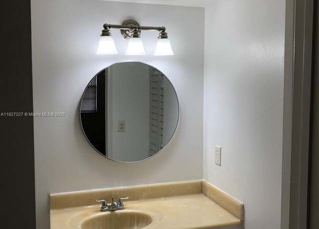 Property at 850 SW 133rd Ter Unit 302B, Pembroke Pines, FL 33027, 2 beds, 2 baths