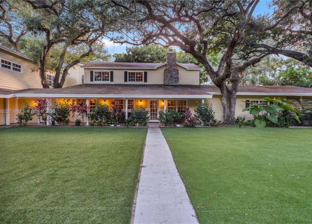 Property at 2221 SW 28th Way, Fort Lauderdale, FL 33312, 7 beds, 6.5 baths