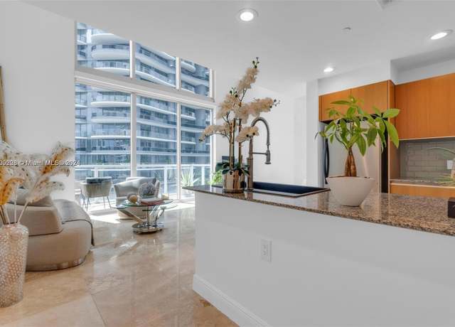 Property at 1050 Brickell Ave #2416, Miami, FL 33131, 1 bed, 1.5 baths