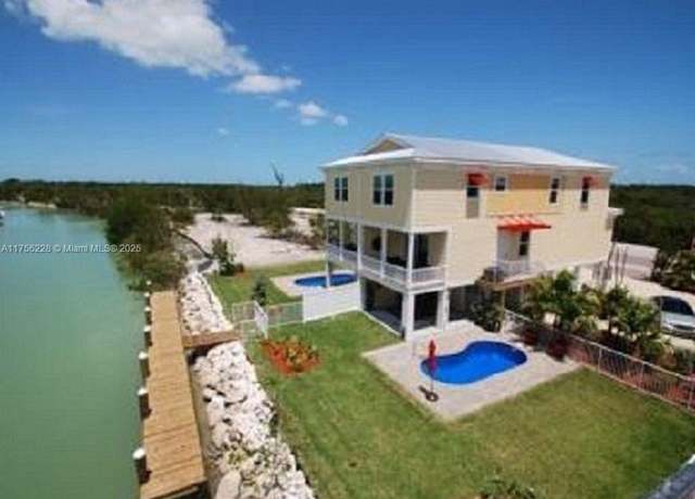 Property at 243 Sombrero Beach Rd #2, Marathon, FL 33050, 4 beds, 3 baths