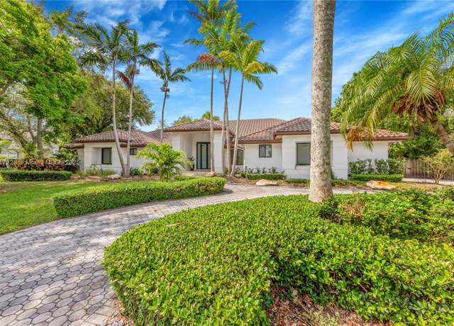 Property at 6730 SW 141st St, Palmetto Bay, FL 33158, 5 beds, 4.5 baths