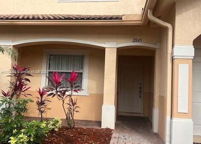 Property at 2845 SW 83rd Ter #105, Miramar, FL 33025, 2 beds, 2.5 baths