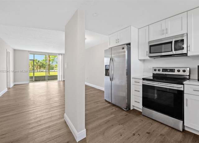 Property at 8060 N Sunrise Lakes Dr #103, Sunrise, FL 33322, 2 beds, 2 baths