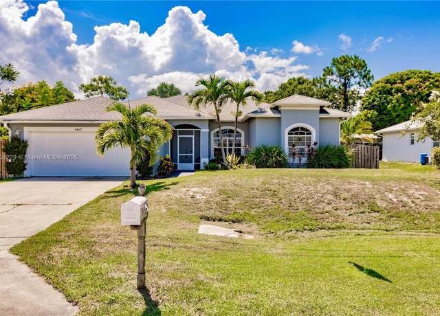 Property at 5407 Seagrape Dr, FL 34982, 3 beds, 2 baths