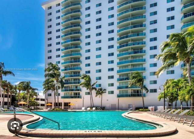 Property at 19380 Collins Ave #1423, Sunny Isles Beach, FL 33160, 1 bed, 1.5 baths