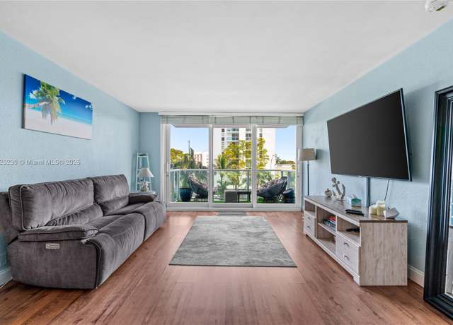 Property at 1000 West Ave #308, Miami Beach, FL 33139, 1 bed, 1 bath