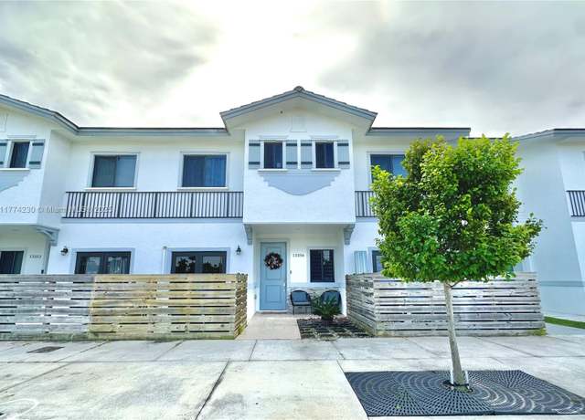 Property at 13356 SW 250th St, Homestead, FL 33032, 4 beds, 3.5 baths