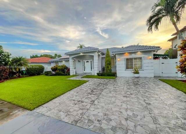 Property at 25372 SW 122nd Ct, Homestead, FL 33032, 3 beds, 2.5 baths