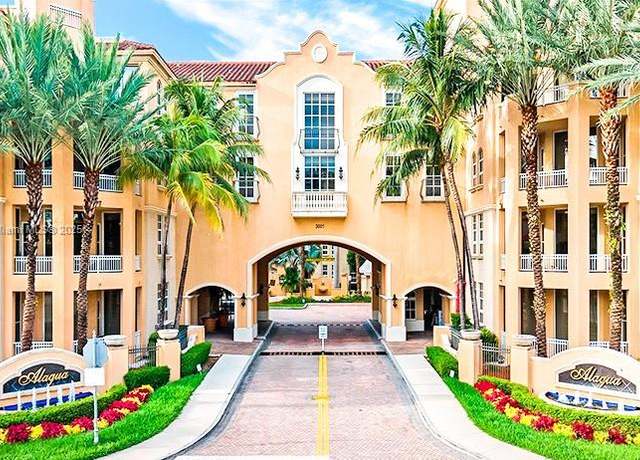 Property at 3001 NE 185th St #638, Aventura, FL 33180, 1 bed, 1 bath