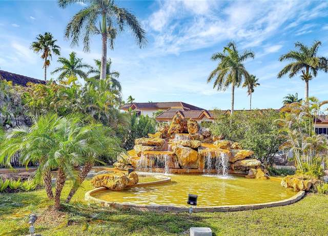 Property at 9302 SW 77th Ave Unit B1, Miami, FL 33156, 1 bed, 1 bath