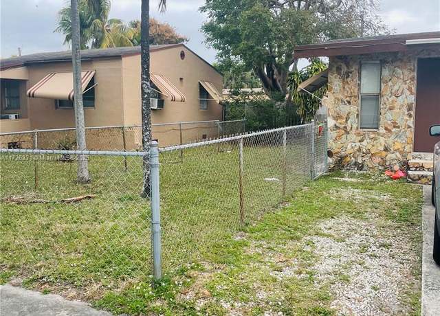 Property at 1913 Harding St, Hollywood, FL 33020, 9 beds, 9 baths