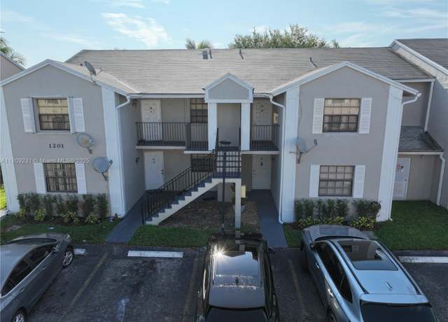 Property at 1201 N Liberty Ave Unit 1201F, Homestead, FL 33034, 2 beds, 1.5 baths
