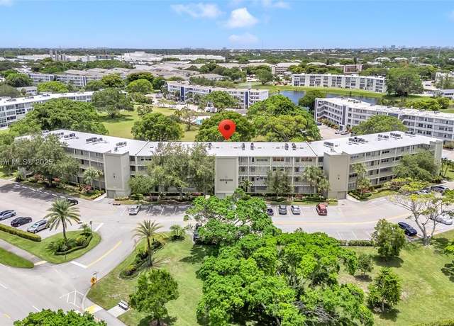 Property at 2026 Berkshire B #2026, Deerfield Beach, FL 33442, 1 bed, 2 baths