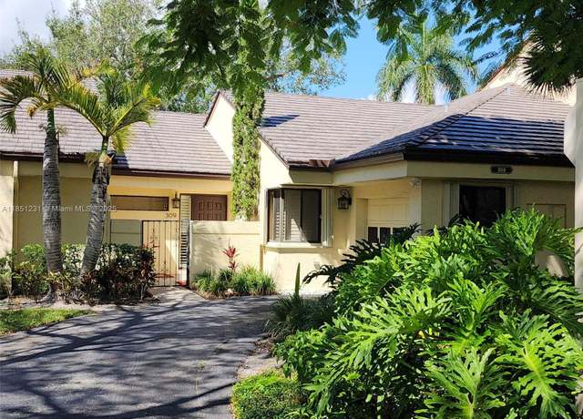Property at 309 NW 95th Ave #309, Plantation, FL 33324, 2 beds, 2 baths