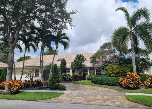 Property at 2685 NW 27th Ter, Boca Raton, FL 33434, 3 beds, 2.5 baths