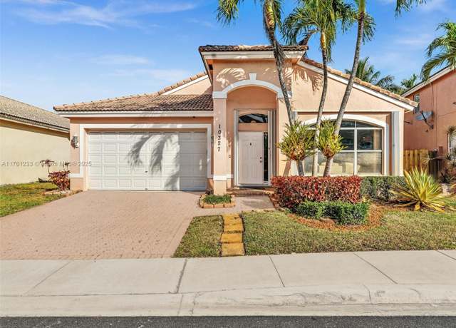 Property at 10327 SW 16th St, Pembroke Pines, FL 33025, 3 beds, 2 baths