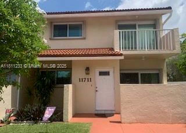 Property at 11711 SW 13th St, Miami, FL 33184, 3 beds, 2.5 baths
