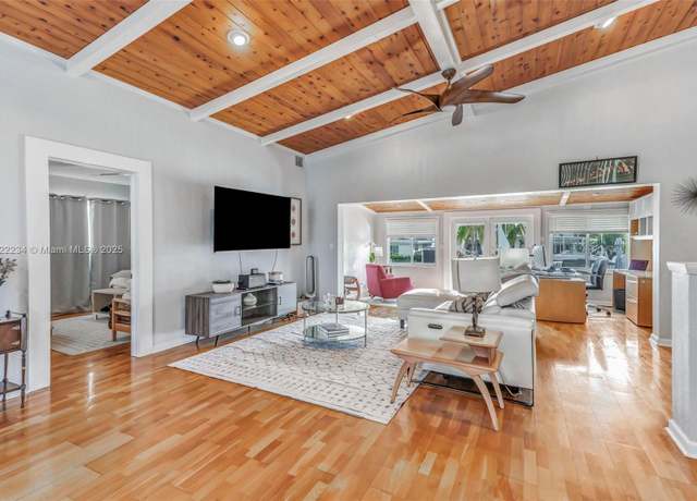 Property at 2512 Tortugas Ln, Fort Lauderdale, FL 33312, 3 beds, 2 baths