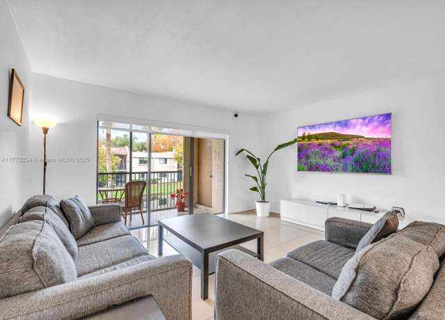 Property at 398 Lakeview Dr #205, Weston, FL 33326, 2 beds, 2 baths