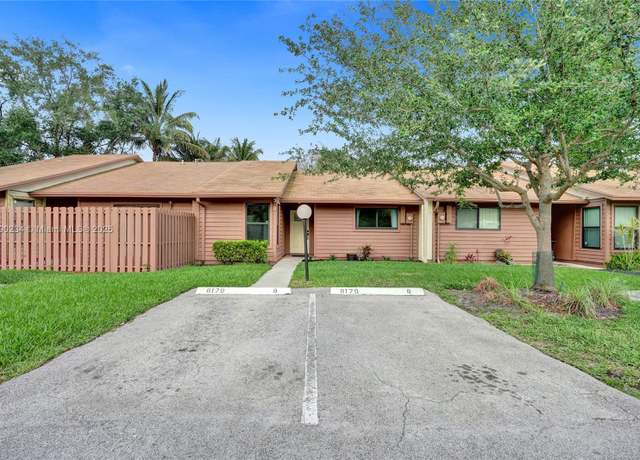 Property at 6179 Pine Tree Ln Unit B, Tamarac, FL 33319, 2 beds, 2 baths