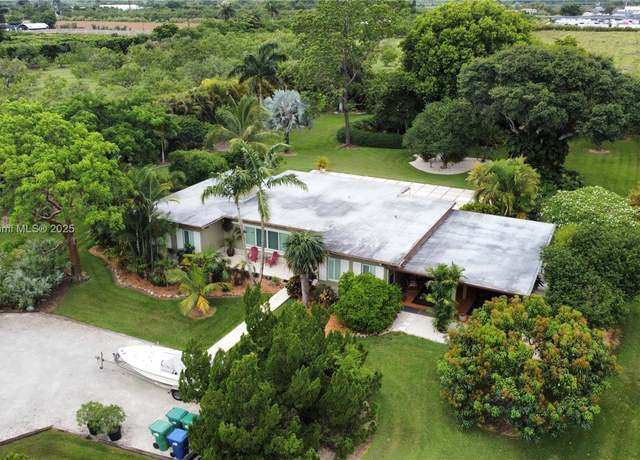Property at 25000 SW 197th Ave, Homestead, FL 33031, 4 beds, 2.5 baths