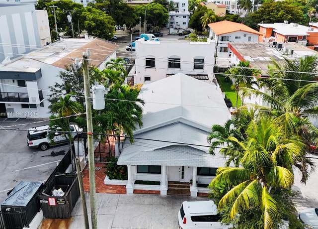 Property at 1238 SW 4th St, Miami, FL 33135, 14 beds, 9 baths