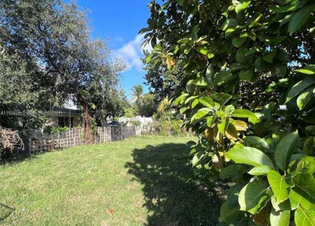 Property at 169 NW 68th St, Miami, FL 33150