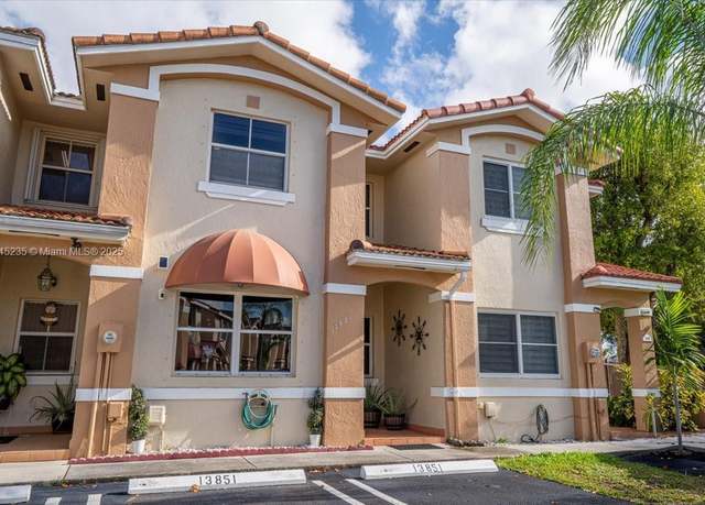 Property at 13851 SW 62nd Ter #13851, Miami, FL 33183, 3 beds, 2.5 baths