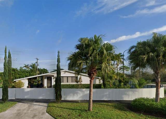 Property at 9465 Cutler Ridge Dr, Cutler Bay, FL 33157, 4 beds, 3 baths